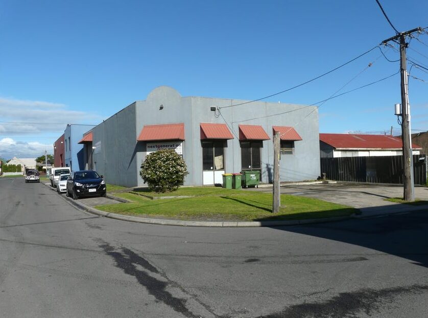 warehouse at 1 Keith Street, Maidstone. Now leased