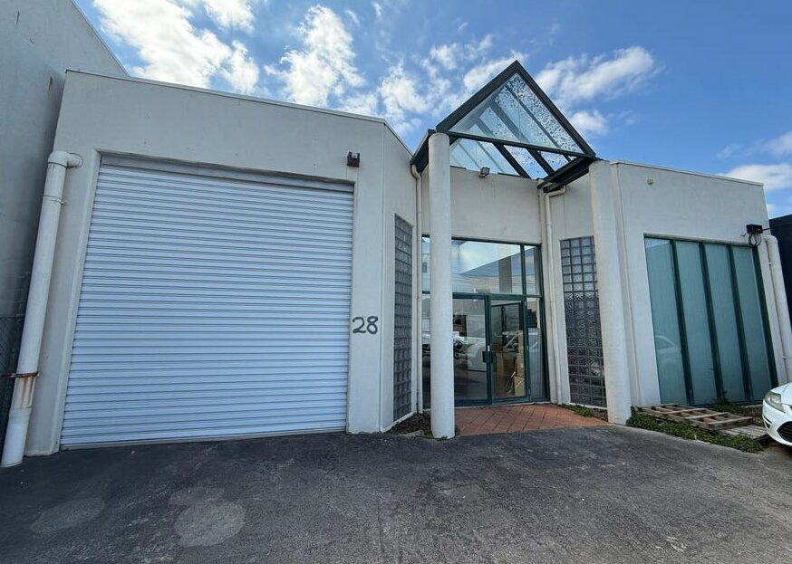 Front facade of warehouse for sale by CPN Commercial Group, commercial real estate specialists. 28 Mercier Street, Coburg North, Melbourne, 3058