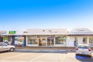 Commercial property for lease in Hastings. Suitable as a retail space, healthcare space or for a consulting business. Contact CPN Commercial Group, specialists in commercial real estate to learn more.