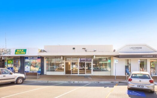 Commercial property for lease in Hastings. Suitable as a retail space, healthcare space or for a consulting business. Contact CPN Commercial Group, specialists in commercial real estate to learn more.