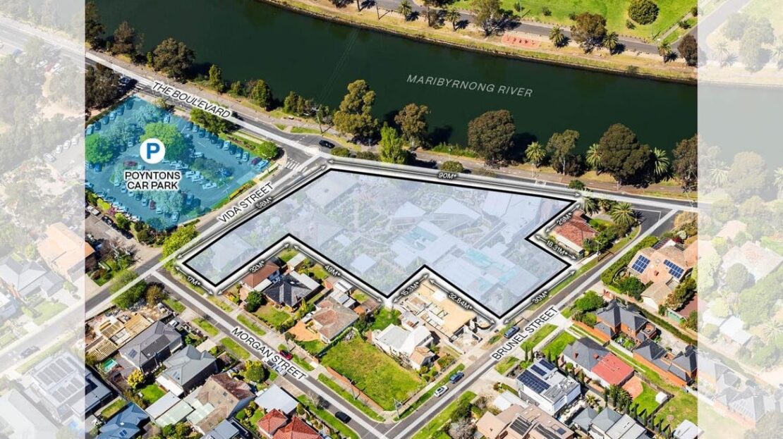 Detailed map of redevelopment opportunity showing outlined commercial land parcel at 98-100 Vida Street, Aberfeldie, fronting the Maribyrnong River